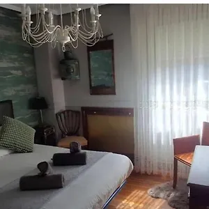 https://class-flat-junto-a-casco-viejo-by-the-urban-hosts.sansebastianhotels.net